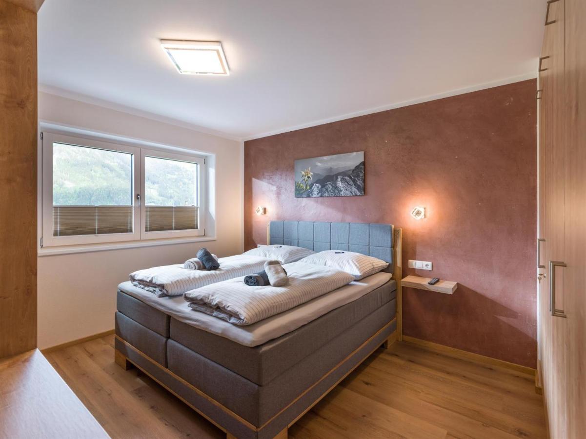 Apart Painting Ried im Zillertal Buitenkant foto