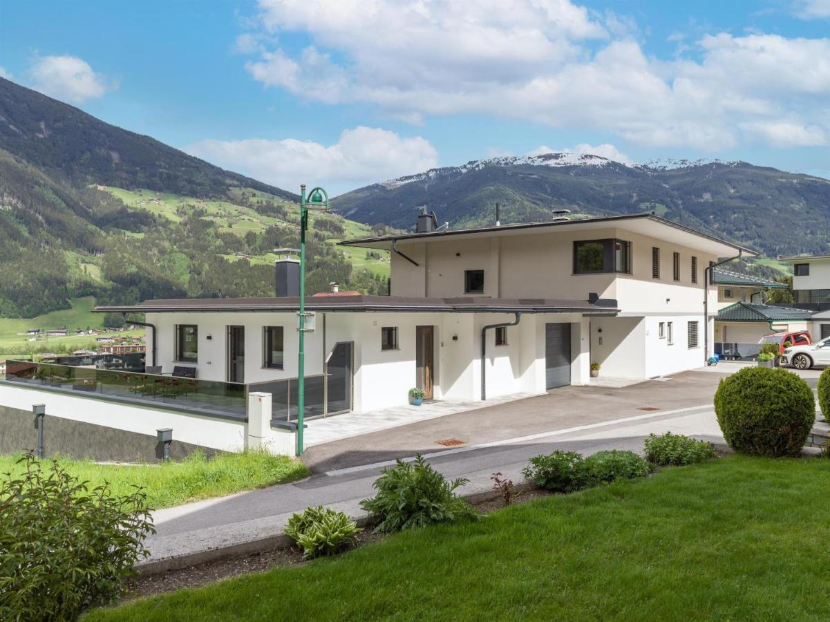 Apart Painting Ried im Zillertal Buitenkant foto